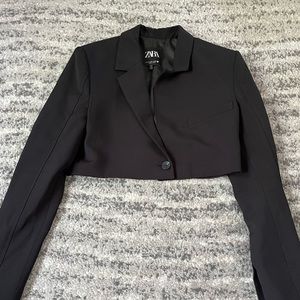 ZARA Cropped Blazer